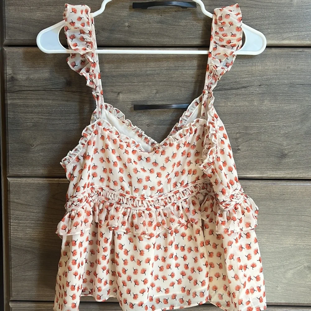 NWT Vici Floral Top - Picture 2 of 3